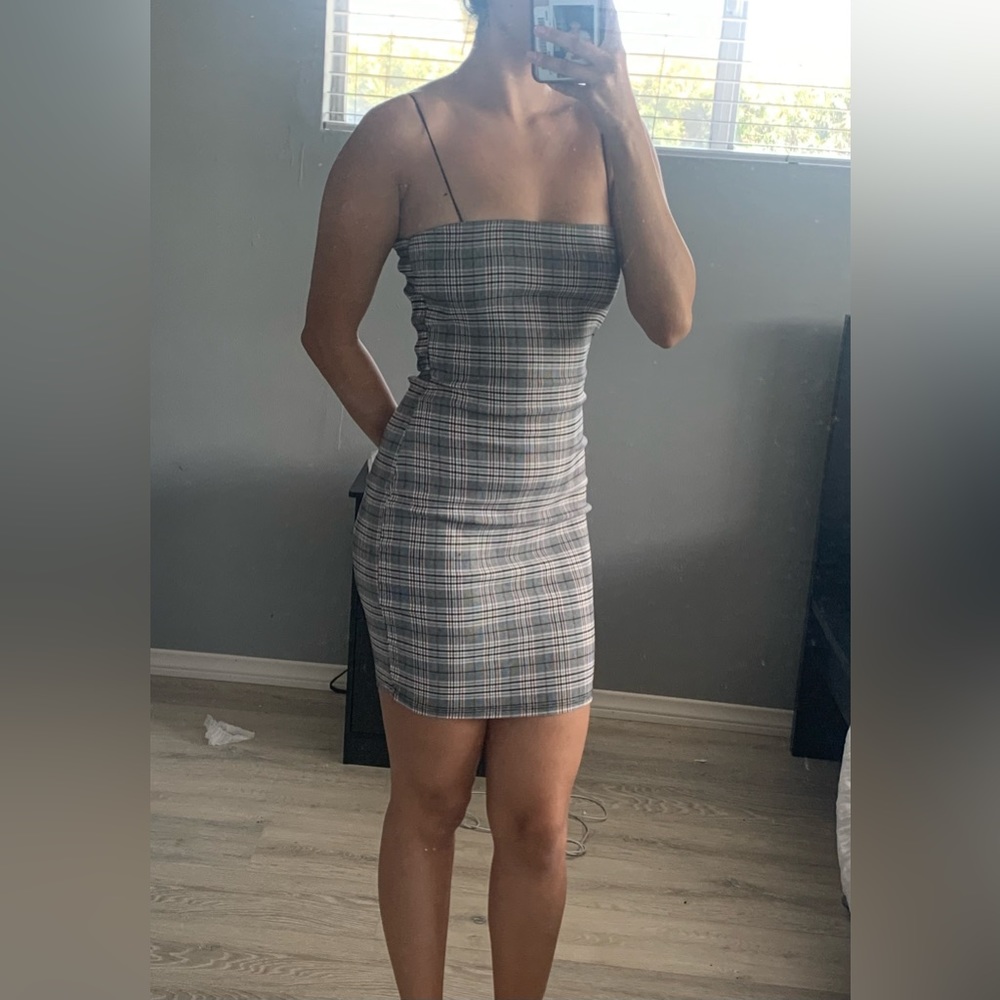 Chic pattern dress